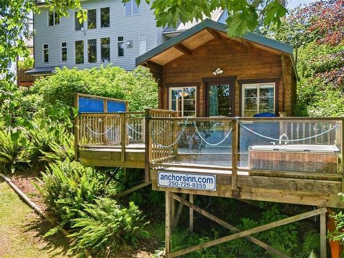 131 Garden St, Ucluelet, BC 