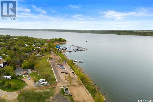 607 5Th Avenue, Regina Beach, SK - Outdoor With Body Of Water With View