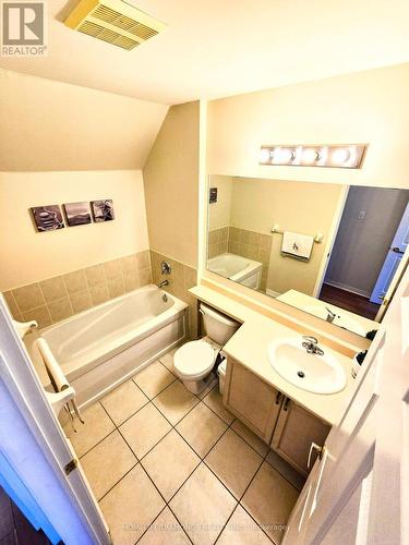 14 - 1775 Valley Farm Road, Pickering (Town Centre), ON - Indoor Photo Showing Bathroom