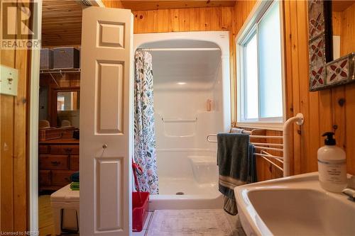 1407 Northshore Road, North Bay, ON - Indoor Photo Showing Bathroom