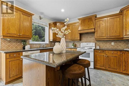 413 Falconridge Drive, Kitchener, ON - Indoor Photo Showing Kitchen