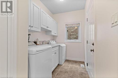 413 Falconridge Drive, Kitchener, ON - Indoor Photo Showing Laundry Room