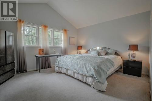 6130 3Rd Line Road, Bainsville, ON - Indoor Photo Showing Bedroom