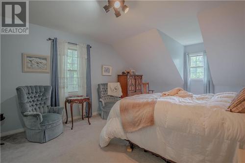 6130 3Rd Line Road, Bainsville, ON - Indoor Photo Showing Bedroom