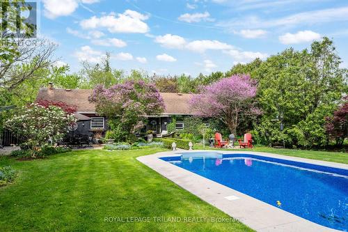 514 Upper Queen Street, London, ON - Outdoor With In Ground Pool