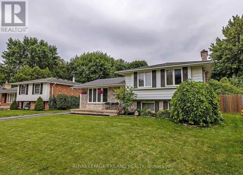 794 Grenfell Drive, London, ON - Outdoor With Facade