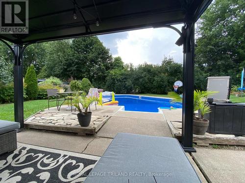 794 Grenfell Drive, London, ON - Outdoor With In Ground Pool With Backyard