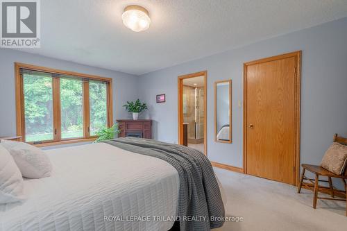 596 Rosecliffe Terrace, London, ON - Indoor Photo Showing Bedroom