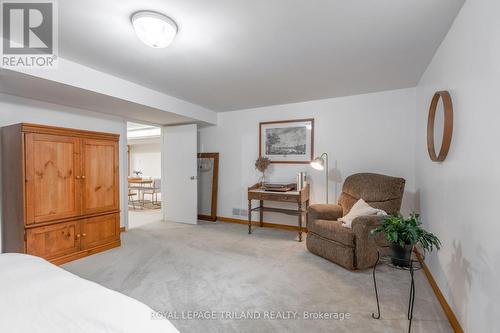 596 Rosecliffe Terrace, London, ON - Indoor Photo Showing Bedroom