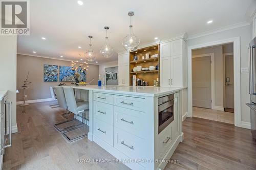 55 Blackthorne Crescent, London, ON - Indoor Photo Showing Kitchen With Upgraded Kitchen