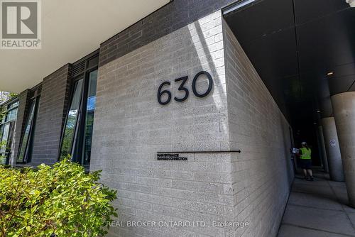 609 - 630 Kingston Road, Toronto, ON - Indoor