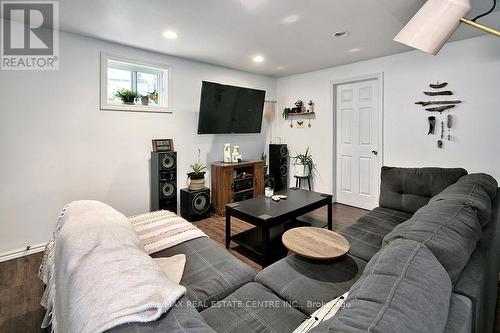 42 5Th Lane, Wasaga Beach, ON - Indoor Photo Showing Other Room