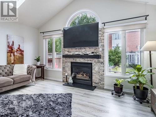 14 Standish Street, Halton Hills, ON - Indoor Photo Showing Living Room With Fireplace