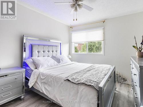 14 Standish Street, Halton Hills, ON - Indoor Photo Showing Bedroom