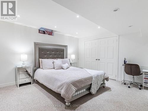 14 Standish Street, Halton Hills, ON - Indoor Photo Showing Bedroom