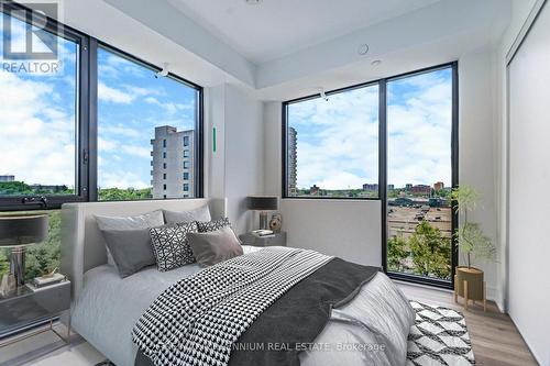 420 - 86 Dundas Street E, Mississauga, ON - Indoor Photo Showing Bedroom