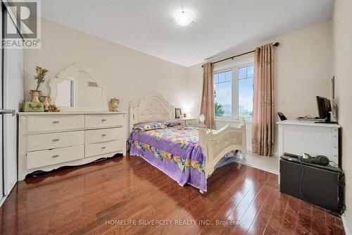 13 Bonsai Lane, Brampton, ON - Indoor Photo Showing Bedroom