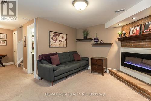 19 Dalzell Avenue, Brampton, ON - Indoor With Fireplace