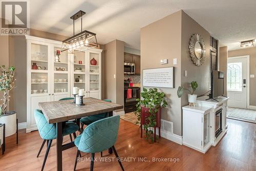 19 Dalzell Avenue, Brampton, ON - Indoor Photo Showing Dining Room