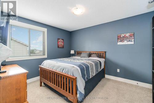 773 Klosters Drive, Waterloo, ON - Indoor Photo Showing Bedroom