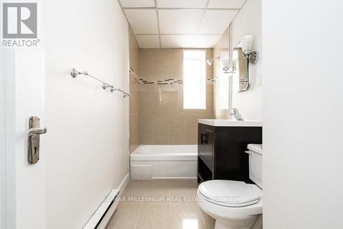 303 - 49 St Clair Avenue W, Toronto, ON - Indoor Photo Showing Bathroom