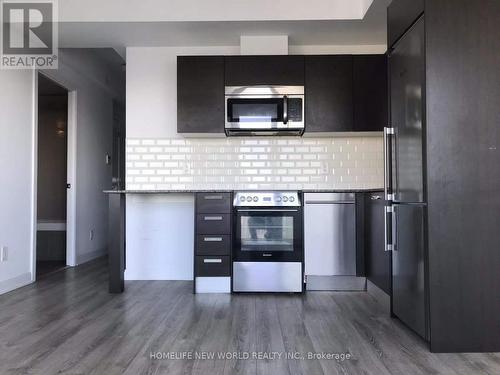 4505 - 42 Charles Street E, Toronto, ON - Indoor Photo Showing Kitchen