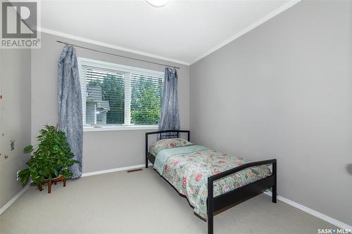 604 715 Hart Road, Saskatoon, SK - Indoor Photo Showing Bedroom