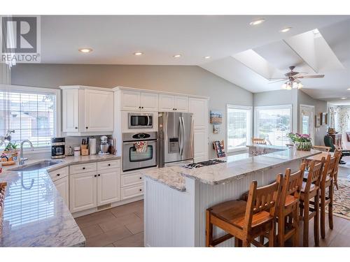 2000 Sandpiper Lane, Penticton, BC - Indoor