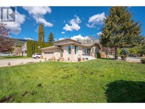 2000 Sandpiper Lane, Penticton, BC - Outdoor