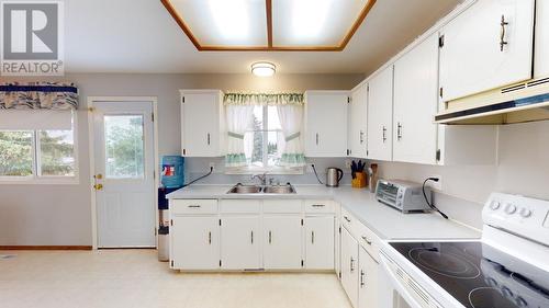 8812 87 Street, Fort St. John, BC - Indoor Photo Showing Kitchen With Double Sink