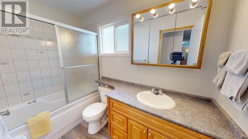 8812 87 Street, Fort St. John, BC - Indoor Photo Showing Bathroom