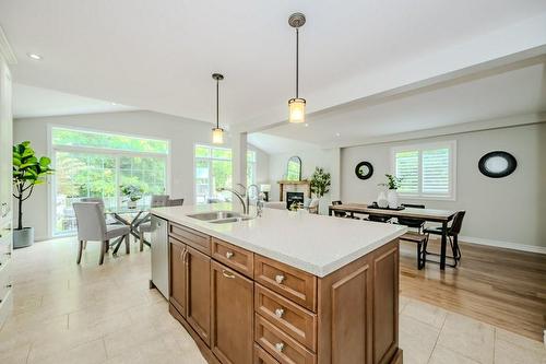 4142 Bianca Forest Drive, Burlington, ON - Indoor Photo Showing Kitchen With Double Sink