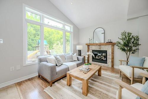 4142 Bianca Forest Drive, Burlington, ON - Indoor Photo Showing Living Room With Fireplace