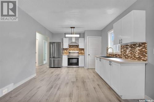 1412 20Th Street W, Saskatoon, SK - Indoor Photo Showing Kitchen