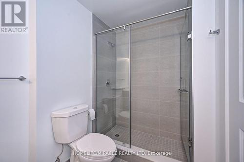 910 - 15 Glebe Street N, Cambridge, ON - Indoor Photo Showing Bathroom
