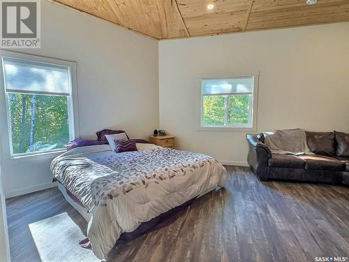 Christopher Lake, Saskatchewan - Indoor Photo Showing Bedroom