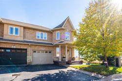 69 PERIWINKLE Drive  Hamilton, ON L0R 1P0