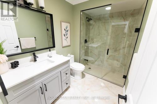 79 Avondale Drive, Clarington, ON - Indoor Photo Showing Bathroom