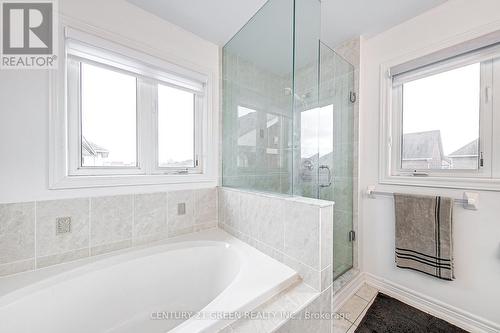 185 Shephard Avenue, New Tecumseth, ON - Indoor Photo Showing Bathroom