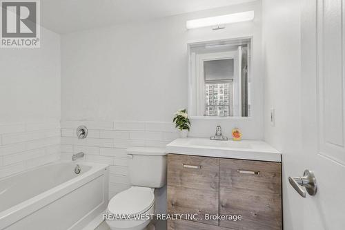 904 - 75 Ellen Street, Barrie, ON - Indoor Photo Showing Bathroom