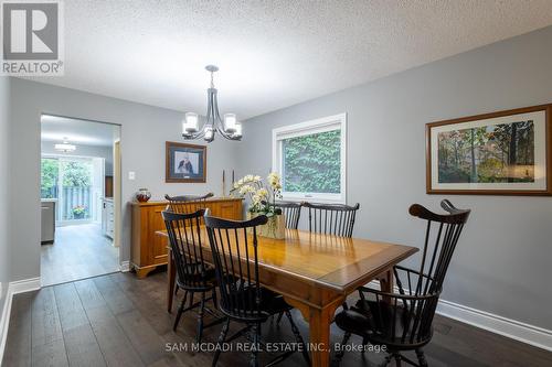3350 Nutcracker Drive, Mississauga, ON - Indoor Photo Showing Dining Room