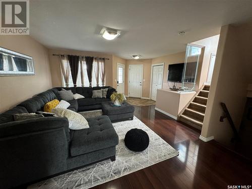 239 Korol Crescent, Saskatoon, SK - Indoor Photo Showing Living Room