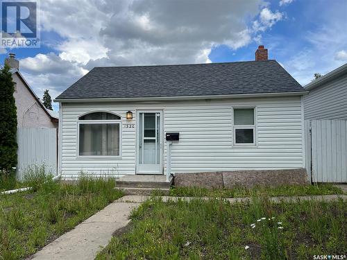 1520 F Avenue N, Saskatoon, SK - Outdoor