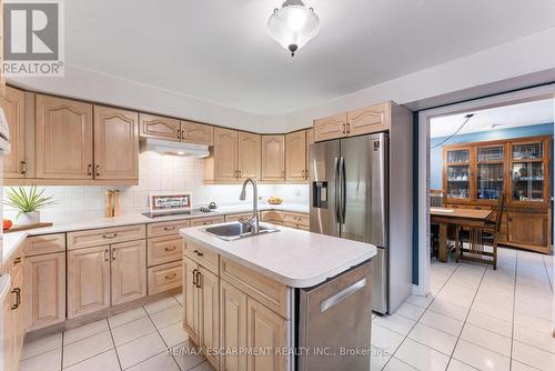 1275 White Lane, Oakville, ON - Indoor Photo Showing Kitchen