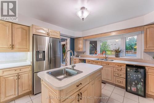 1275 White Lane, Oakville, ON - Indoor Photo Showing Kitchen With Double Sink