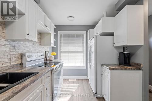 56 - 642 Wonderland Road S, London, ON - Indoor Photo Showing Kitchen