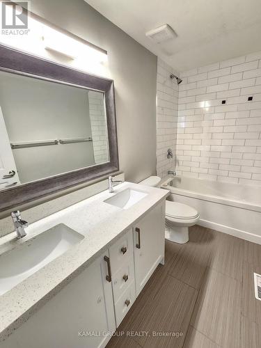 Main - 825 Grandview Drive, Oshawa, ON - Indoor Photo Showing Bathroom