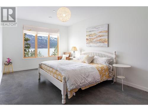 4323 Finch Road, Lake Country, BC - Indoor Photo Showing Bedroom