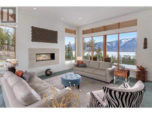 4323 Finch Road, Lake Country, BC - Indoor Photo Showing Living Room With Fireplace