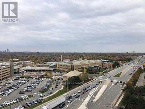 910 - 2520 Eglinton Avenue W, Mississauga, ON - Outdoor With View